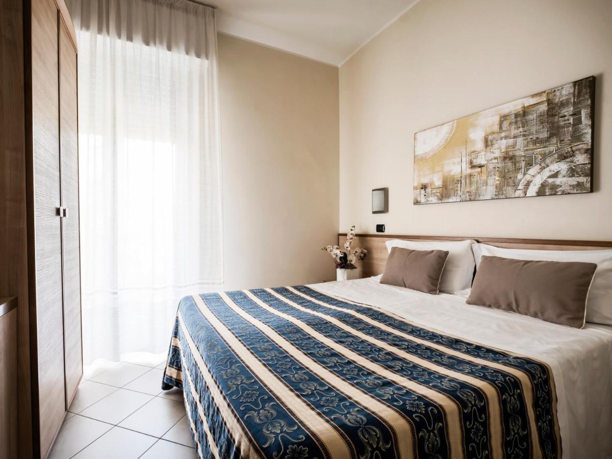 Hotel Bridge Rimini Ngoại thất bức ảnh