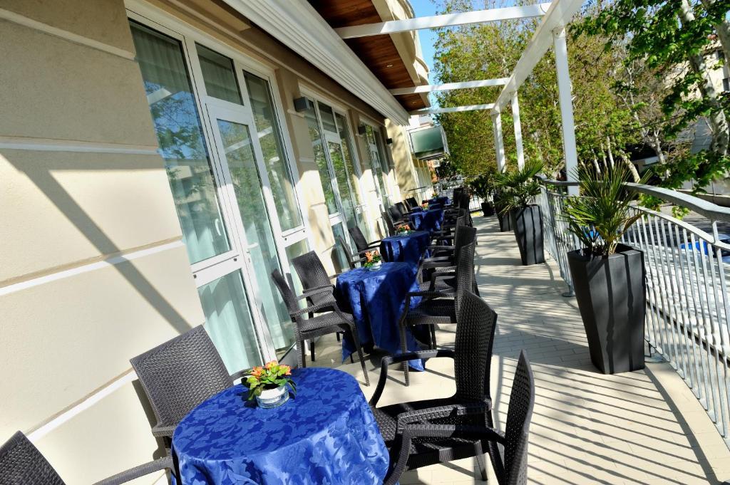 Hotel Bridge Rimini Ngoại thất bức ảnh